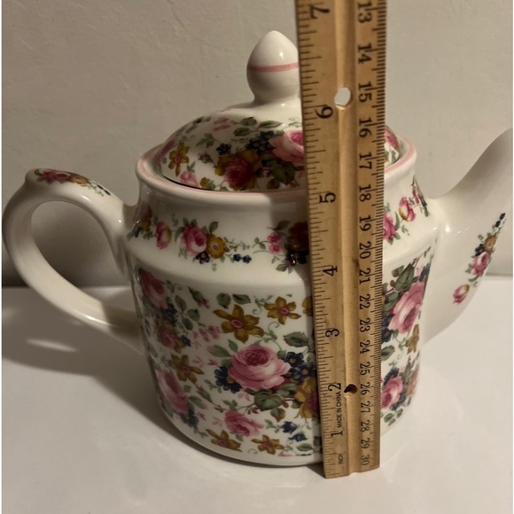 SADLER OLDE CHINTZ ENGLAND FLORAL TEAPOT VINTAGE Made for Victoria's Secret - Picture 10 of 11